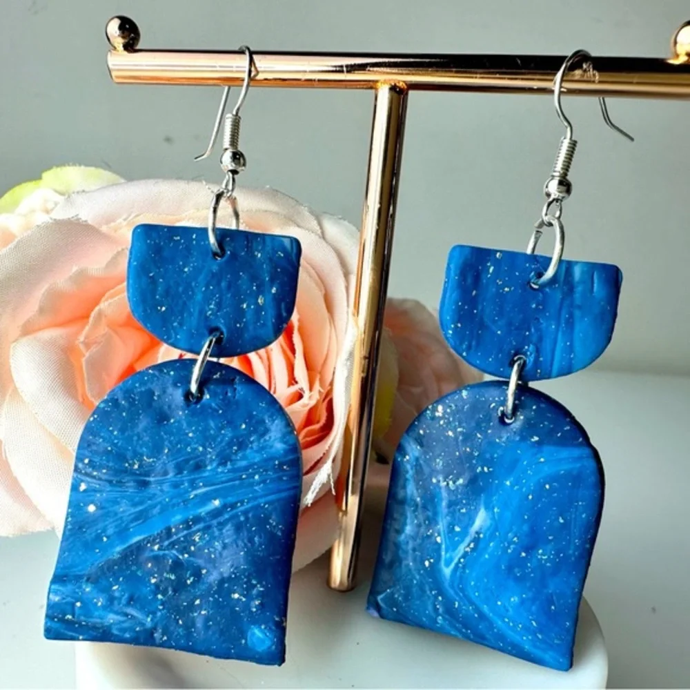 Marble design Glittery Hand made Light weight statement - Gorgeous earrings - Picture 1 of 10